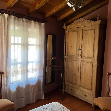 Arco Del Tinte 10 Guadalupe (Extremadura)