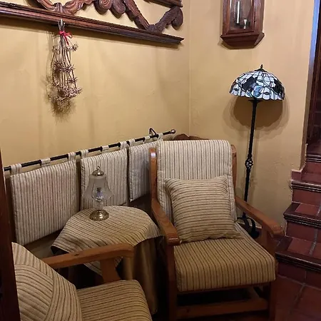 Arco Del Tinte 10 Guadalupe (Extremadura)